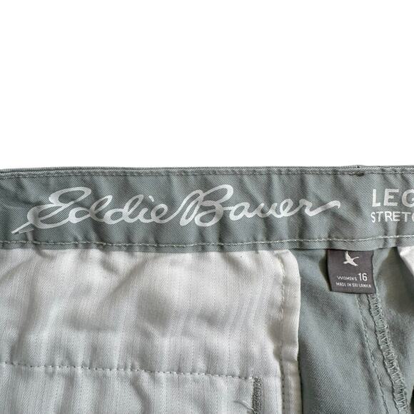 Eddie Bauer Womens Legendwash Stretch Curvy Fit Chino Shorts Gray Plus Size 16 - Picture 4 of 6